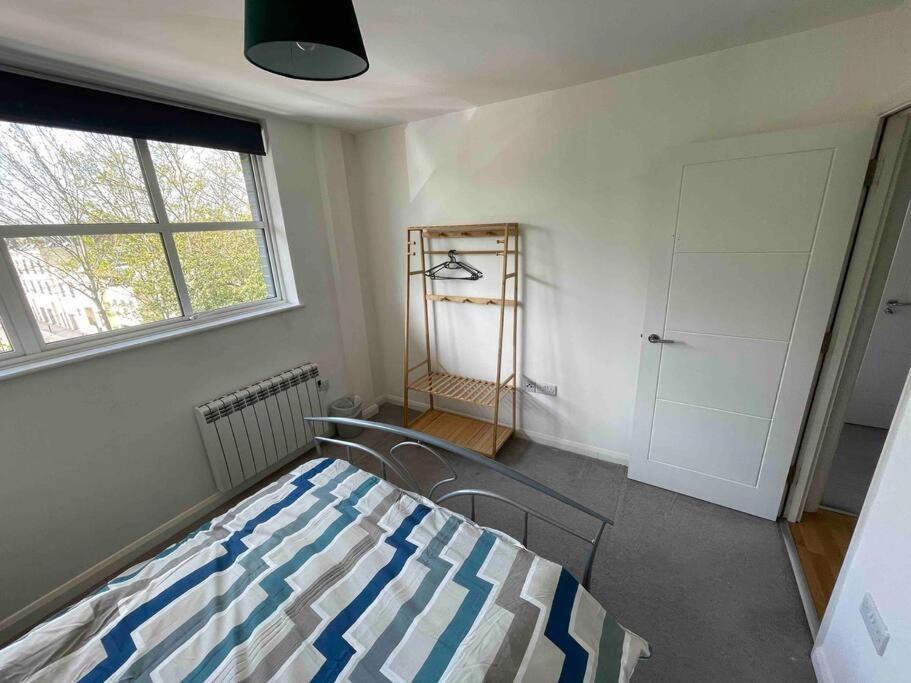 2 Bed City Centre Flat Bath Exteriér fotografie