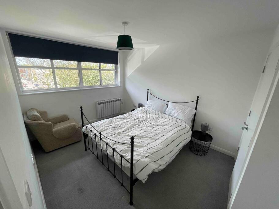 2 Bed City Centre Flat Bath Exteriér fotografie