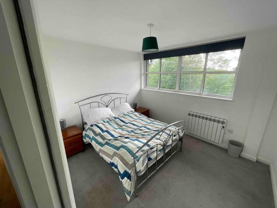2 Bed City Centre Flat Bath Exteriér fotografie